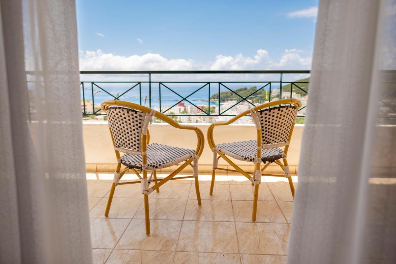 Janakis Apartments Himare Exterior photo